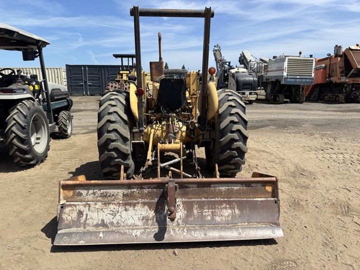 ford-tractor-image-8