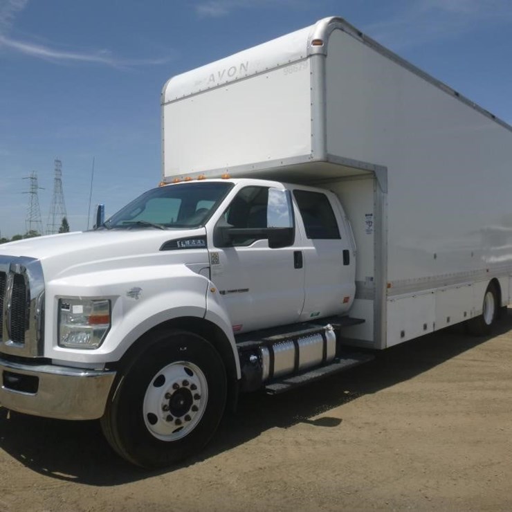 2016 FORD F650 XLT