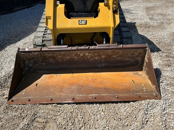 2018-caterpillar-299d2-xps-image-9