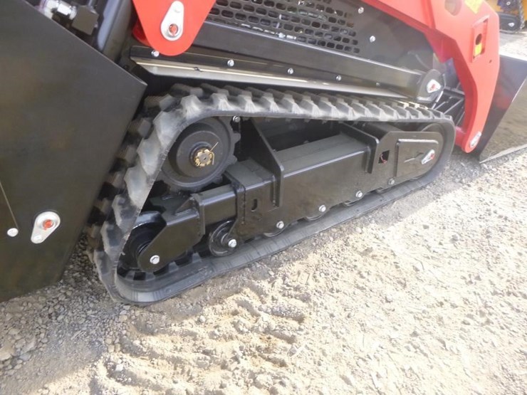 2026-sdlool-v1000-skid-steer-track-loader-image-17