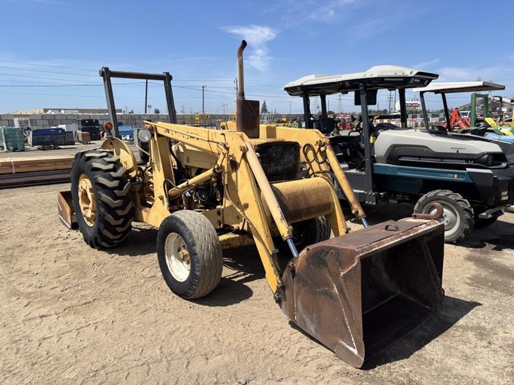ford-tractor-image-2