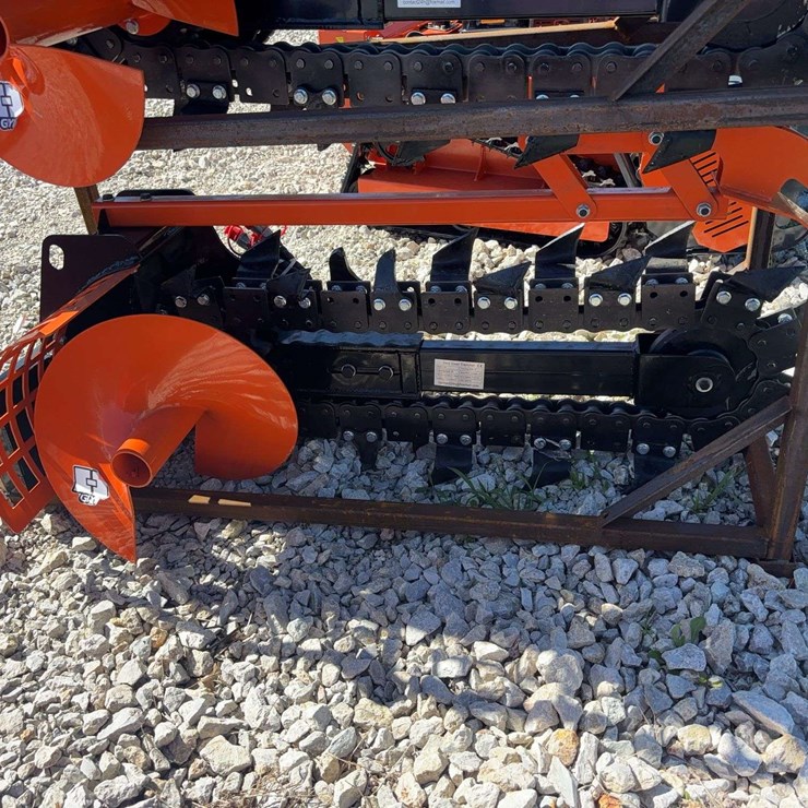 Skid Steer Trencher Attachment Model D39