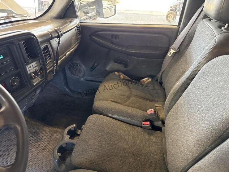 2006-chevrolet-silverado-3500-image-20