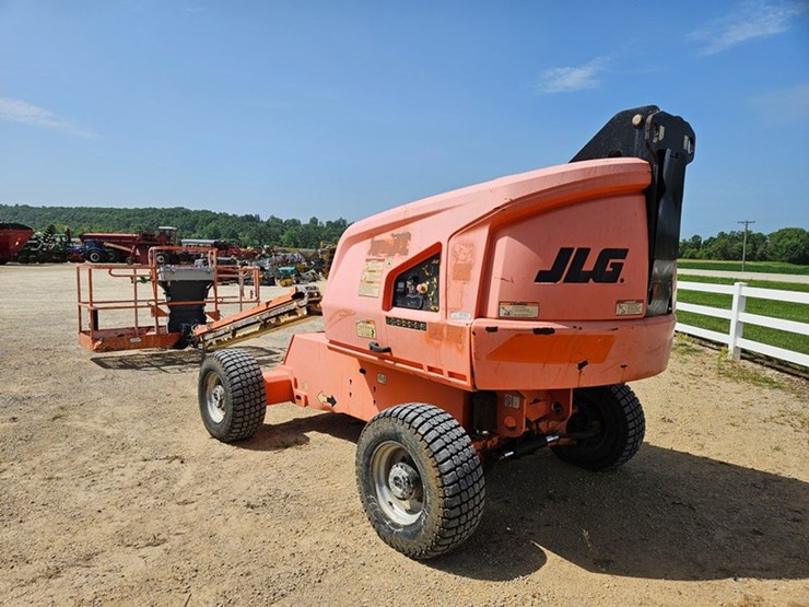 2015-jlg-400s-image-3