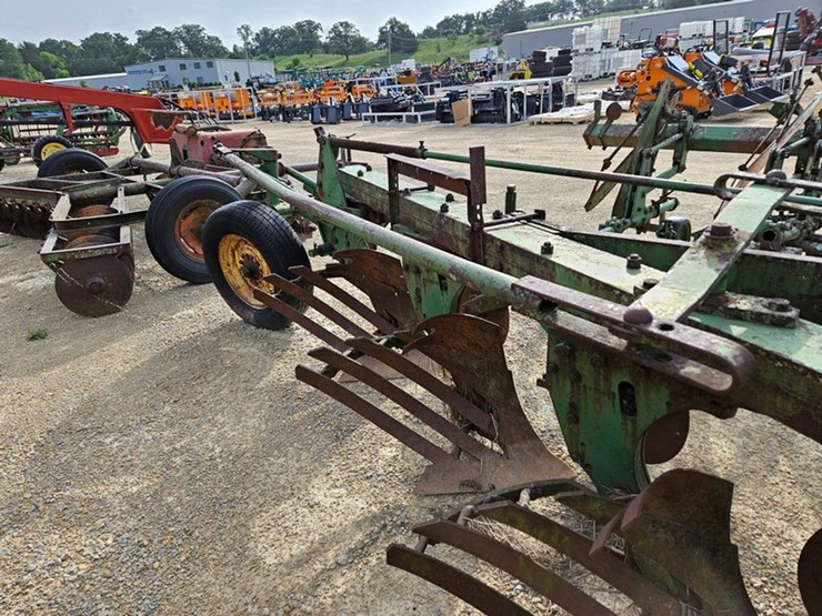 john-deere-5-image-16