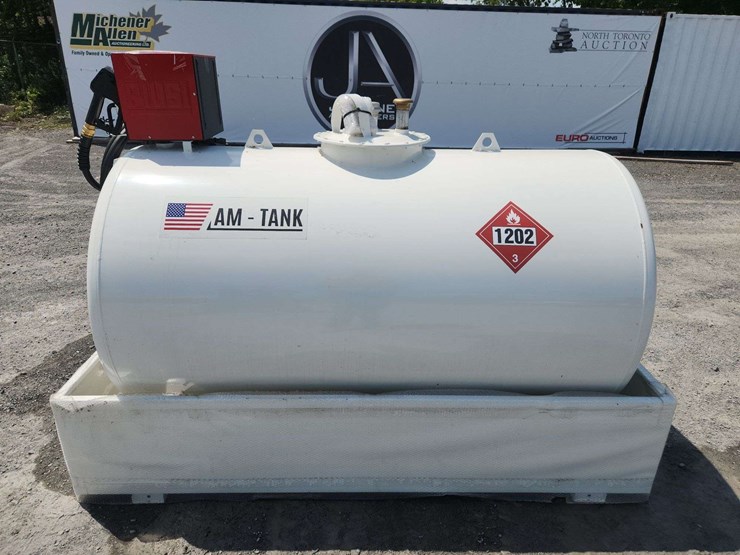 am-tank-fuel-tank-with-pump/nozzle-(490-gallon/1800-litre)-image-1