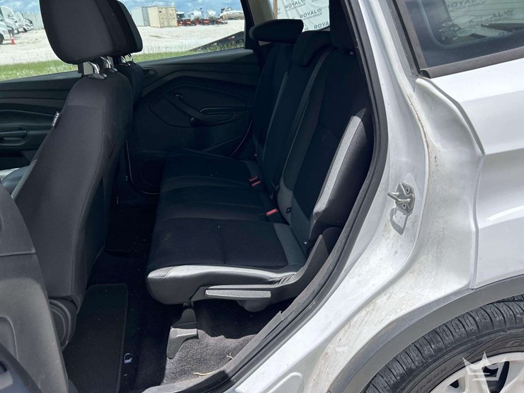2016-ford-escape-image-15