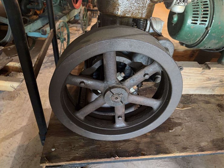 two-cylinder-engine-image-9