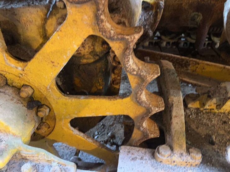 caterpillar-thirty-image-29