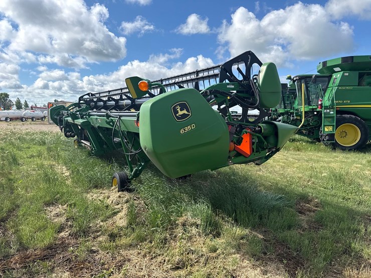 john-deere-635d-image-2