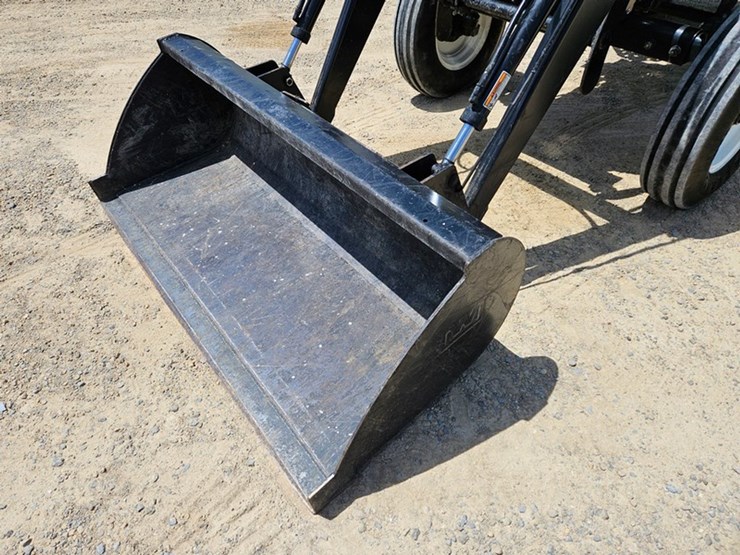 new-holland-tt60a-image-10