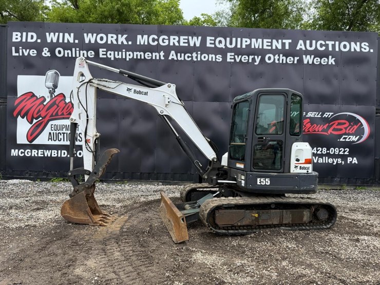 2019-bobcat-e55-image-1