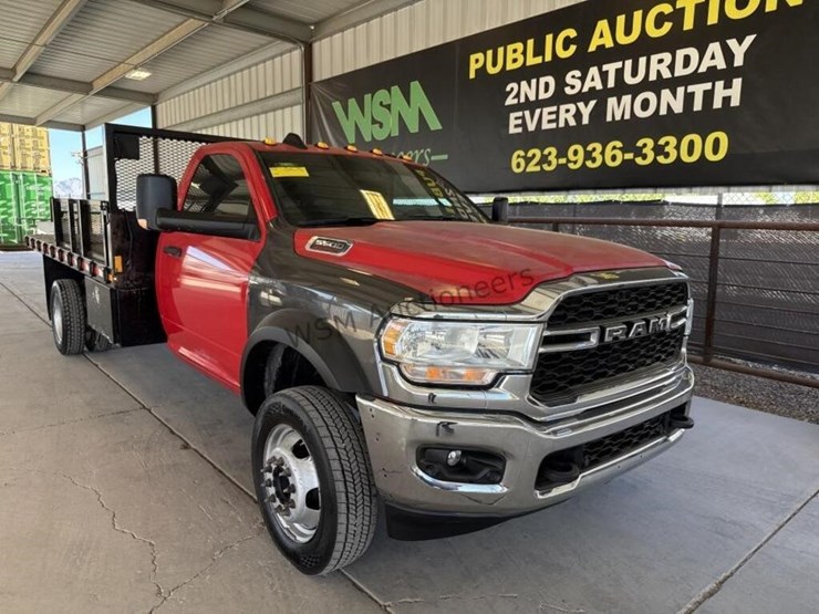 2021-ram-5500-f/b-image-2
