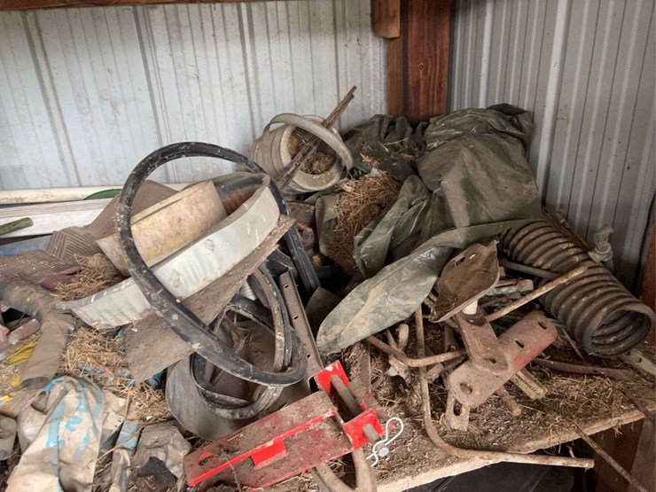 assorted-automotive-parts-and-shop-supplies-lot-image-10