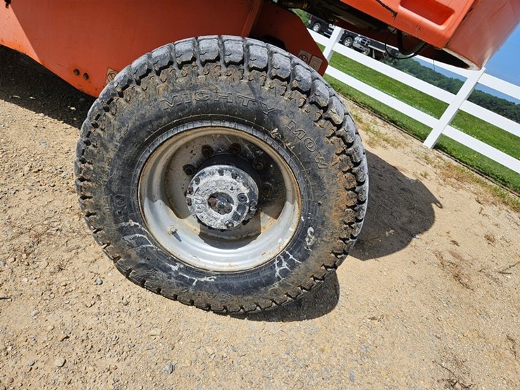 2015-jlg-400s-image-33