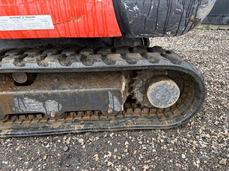 2019-kubota-kx040-image-18