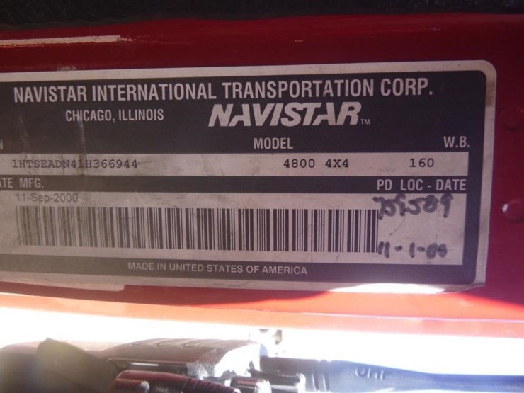2001-international-4800-image-32