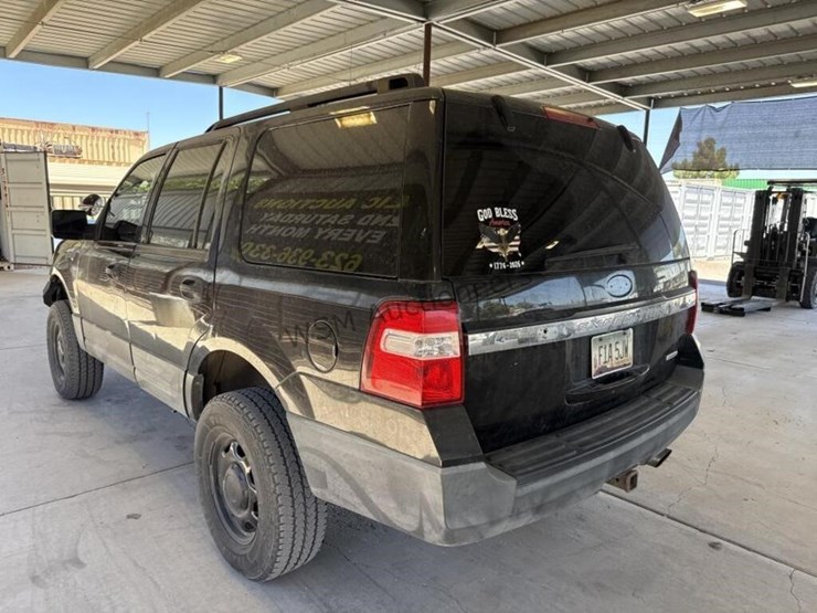 2015-ford-expedition-image-7