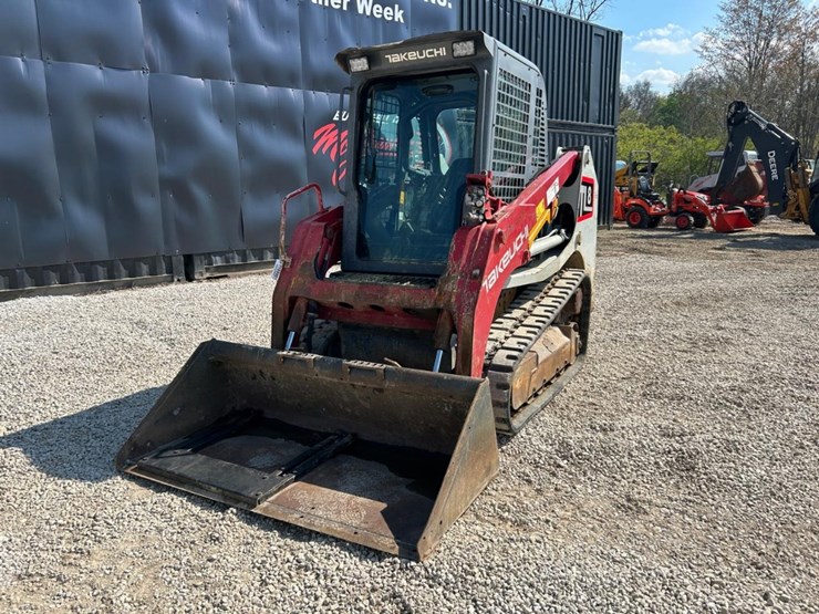 2016-takeuchi-tl8-image-8