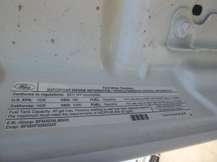 2011-ford-f550-image-21