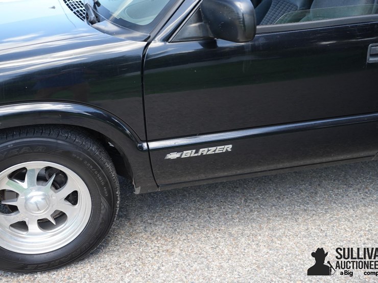1999-chevrolet-blazer-image-14