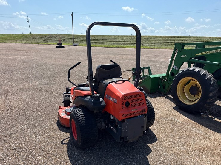 kubota-zd326s-image-4