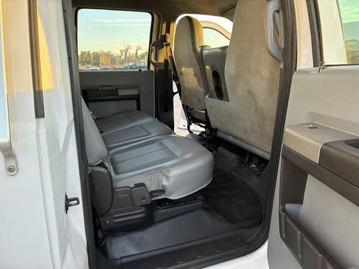 2016-ford-f650-xlt-image-17