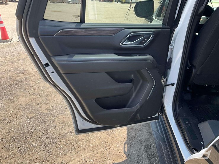 2021-chevrolet-tahoe-image-20