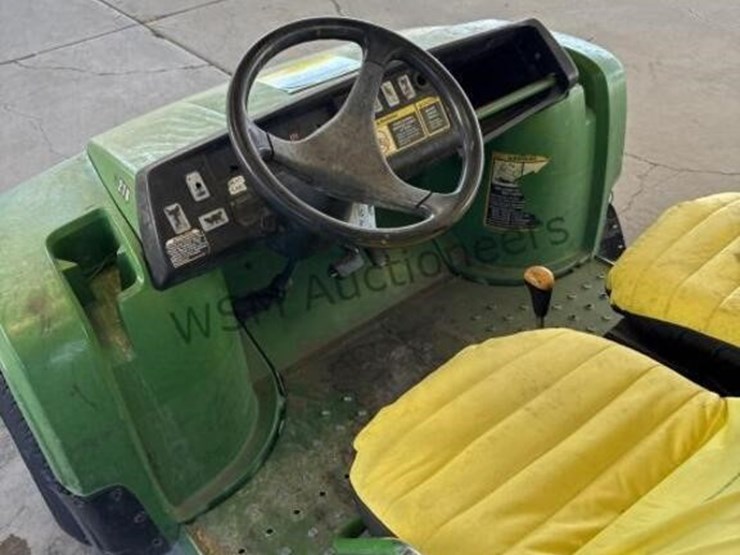 john-deere-gator-image-15