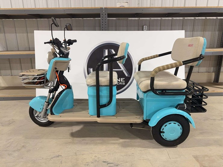 electric-tricycle-image-7
