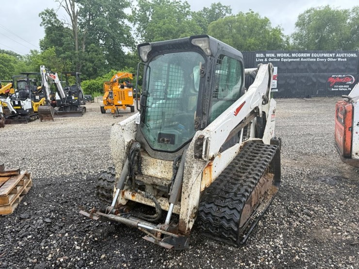 2020-bobcat-t595-image-8