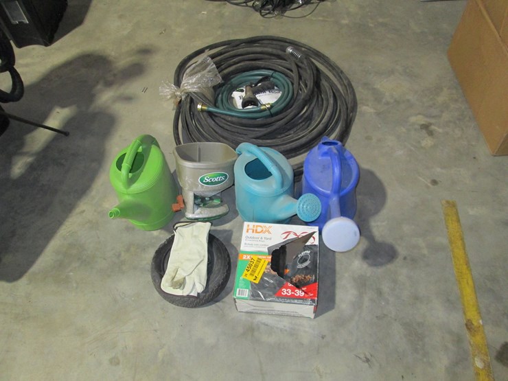 #45037-•-lot-of-water-hoses,-watering-jugs,-etc-inv#45037-image-2