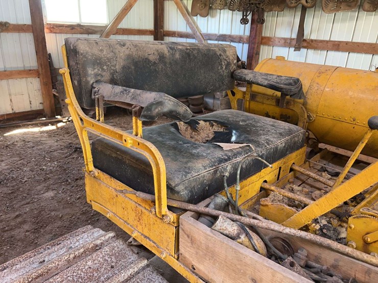 caterpillar-thirty-image-23