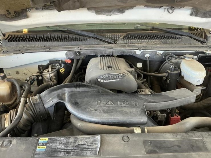 2003-chevrolet-avalanche-p/u-image-11