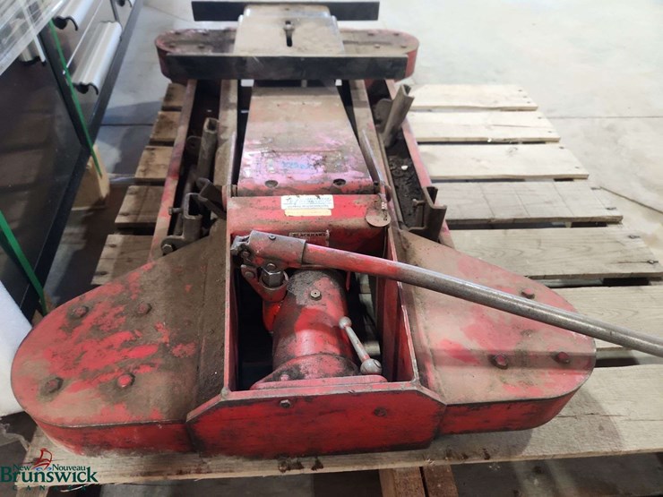 1-ton-floor-jack-image-5