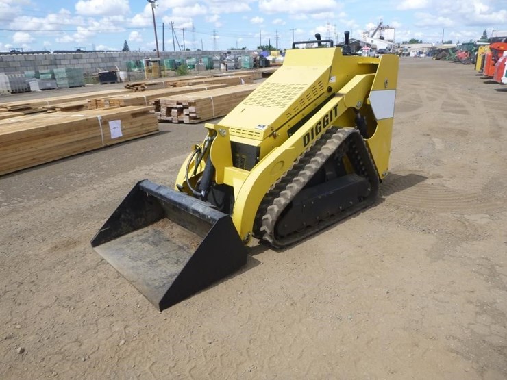2023-diggit-scl850-skid-steer-track-loader-image-1