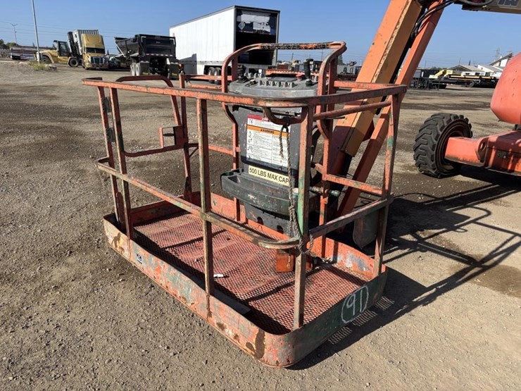 2003-jlg-600aj-image-10