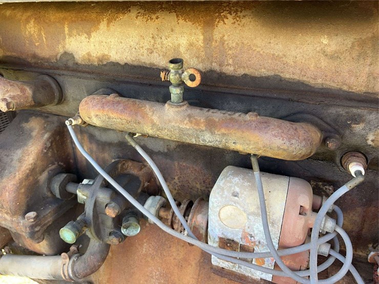 caterpillar-2-ton-image-36
