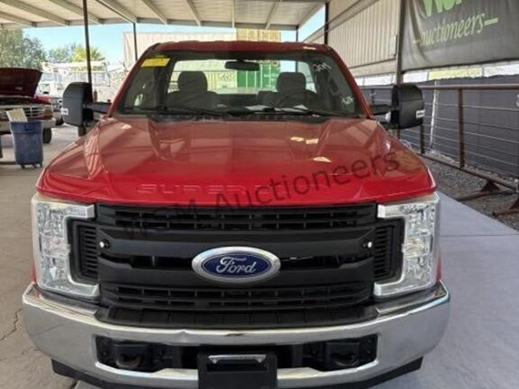 2019-ford-f250-image-3