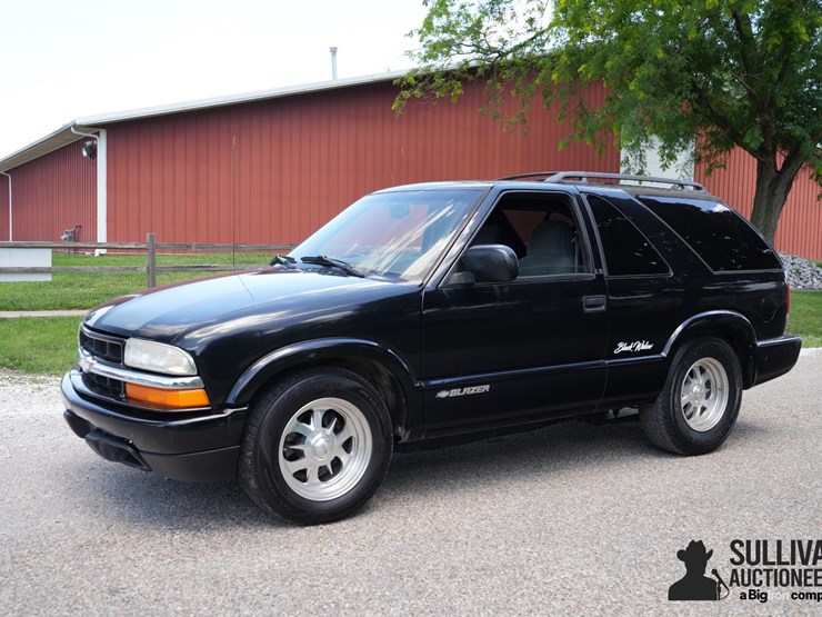 1999-chevrolet-blazer-image-1