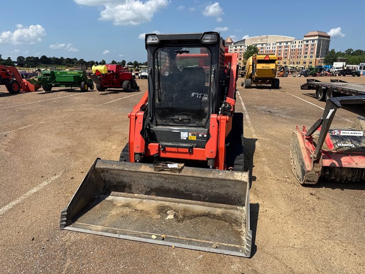 2024-kubota-svl75-3-image-2
