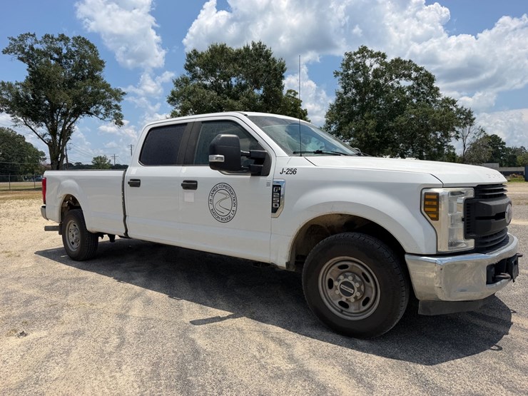 2019-ford-f250-image-2