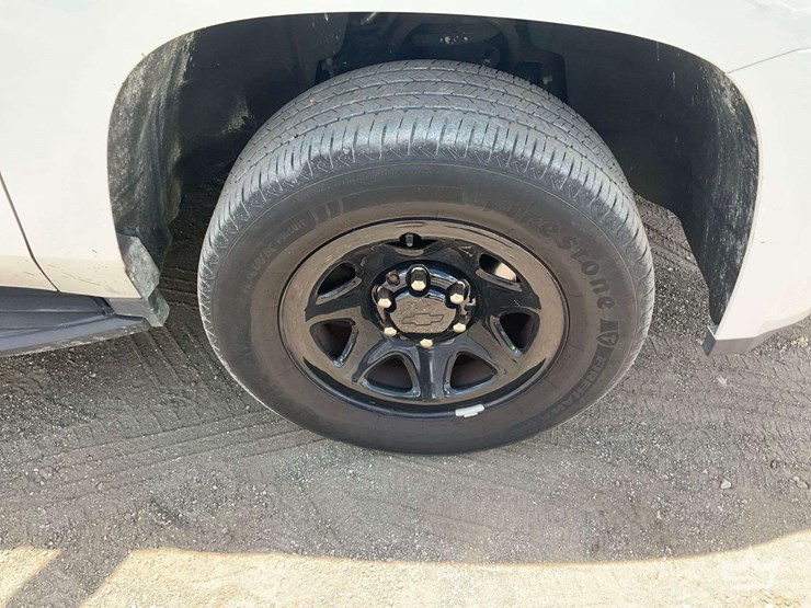 2020-chevrolet-tahoe-image-23