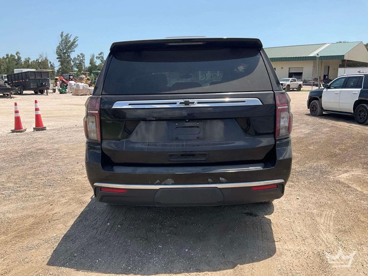 2021-chevrolet-tahoe-image-23