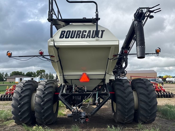 2006-bourgault-8710-air-seeder-image-12