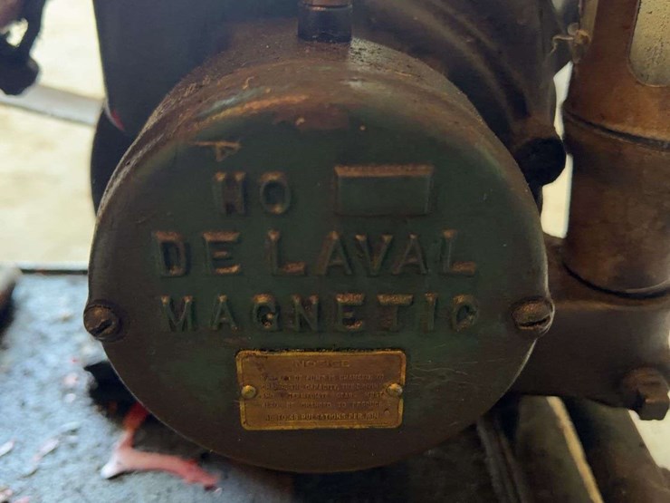 engine-with-water-pump-image-5