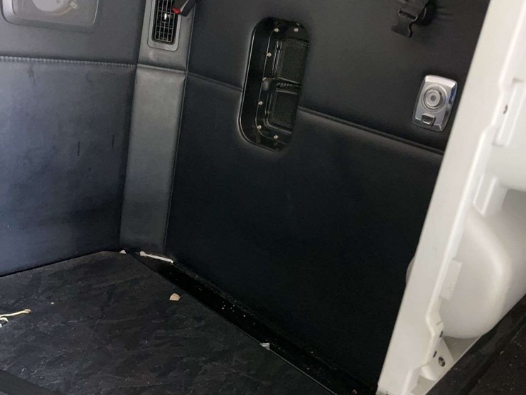 2022-kenworth-t680-image-30