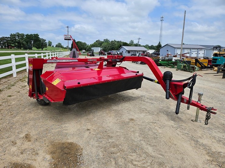 massey-ferguson-1359-image-7