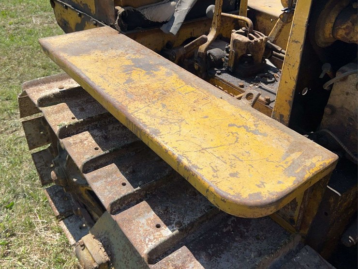 caterpillar-d2-image-18