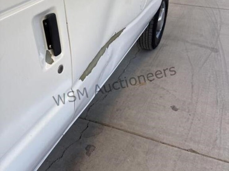2006-ford-cargo-image-5